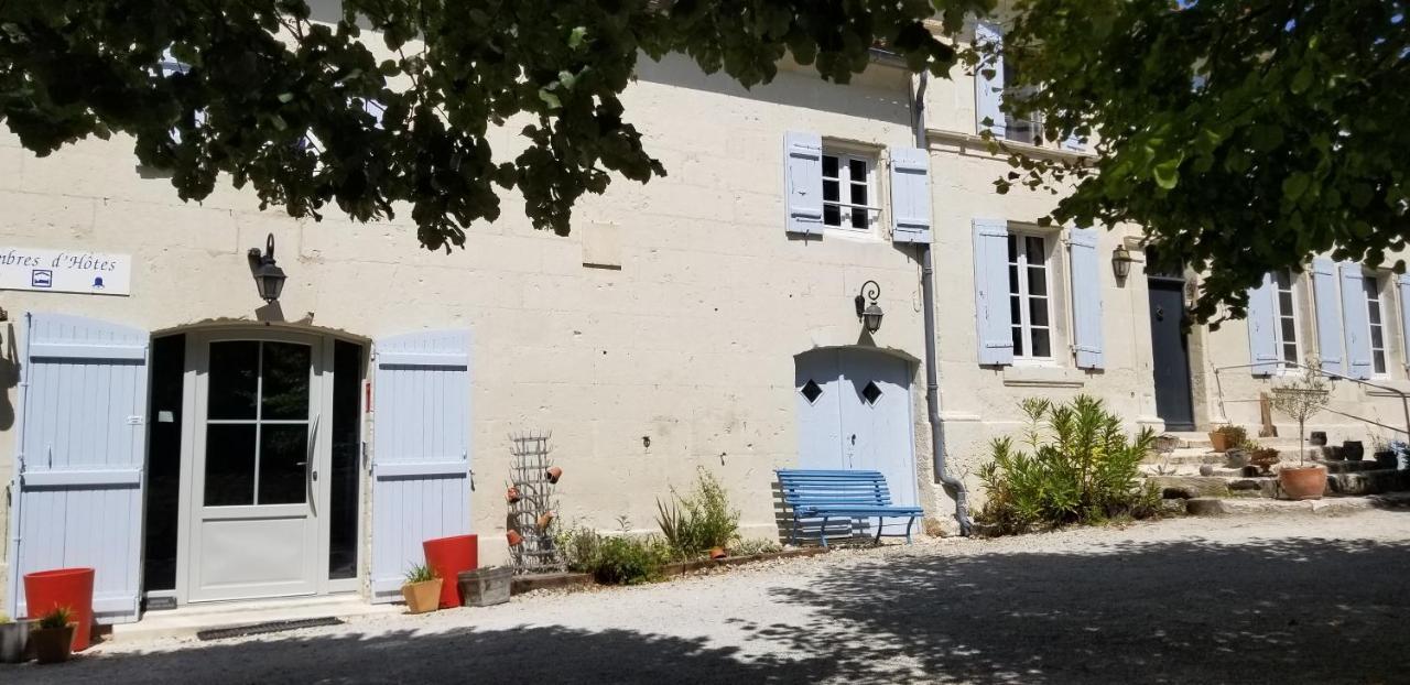 Chambres D'Hotes - Les Bujours Saint-Georges-des-Coteaux Экстерьер фото